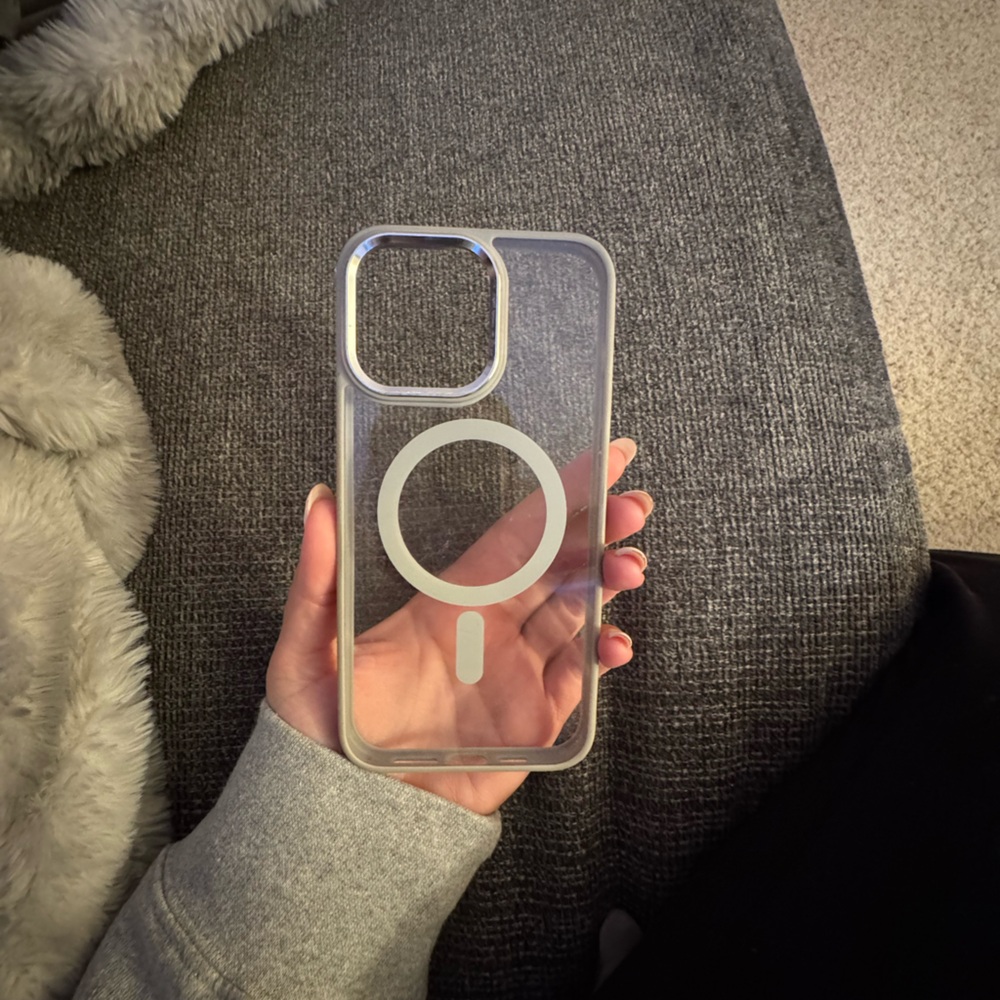 Clear MagSafe-Compatible Transparent Phone Case - Unbranded
